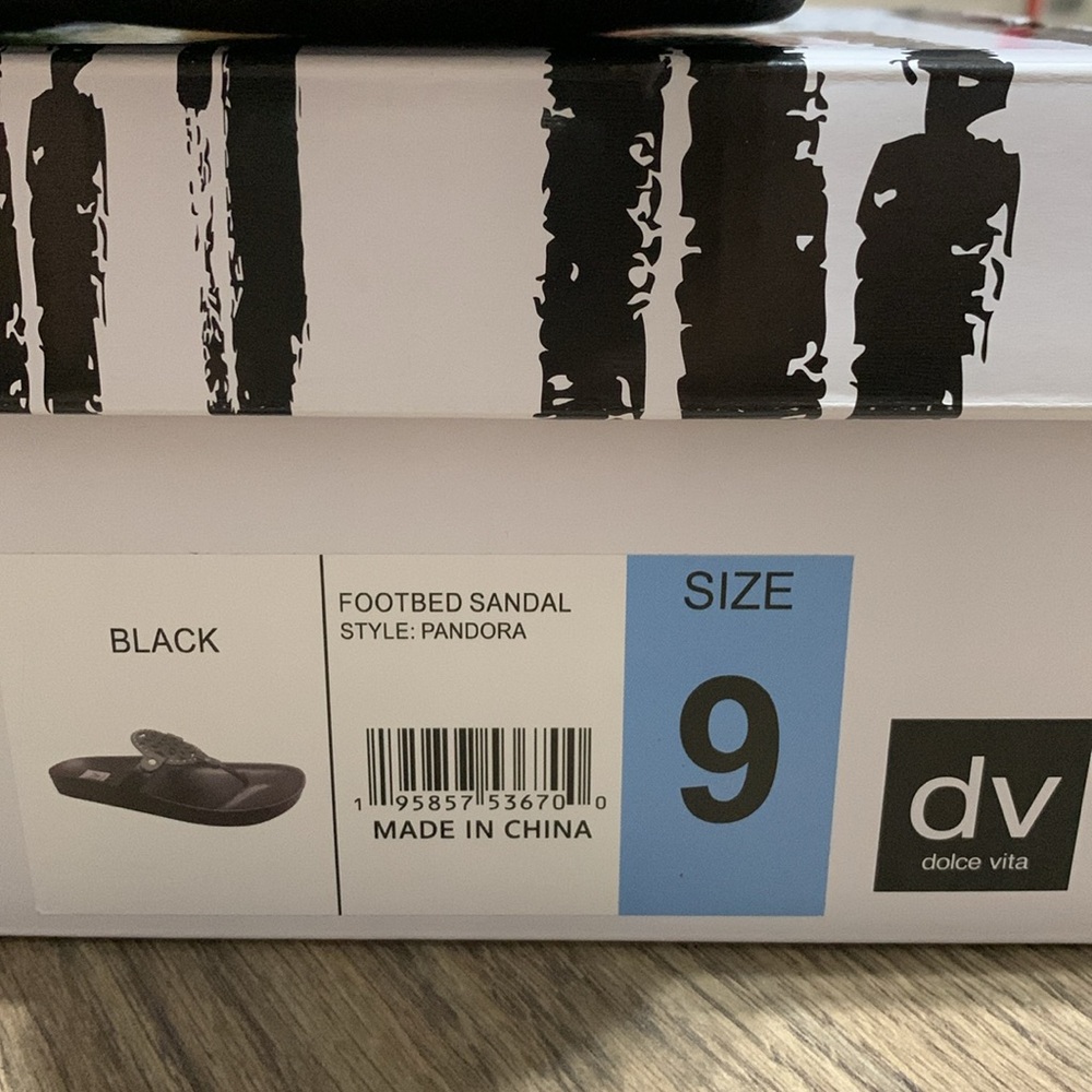Dolce Vita Pandora Sandal FINAL SALE - Picture 3 of 10